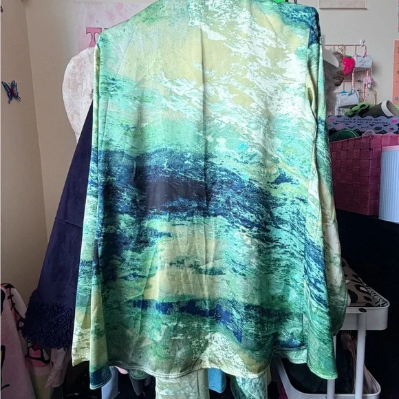 Jockey Green and Blue Garment - Picture 3 of 5